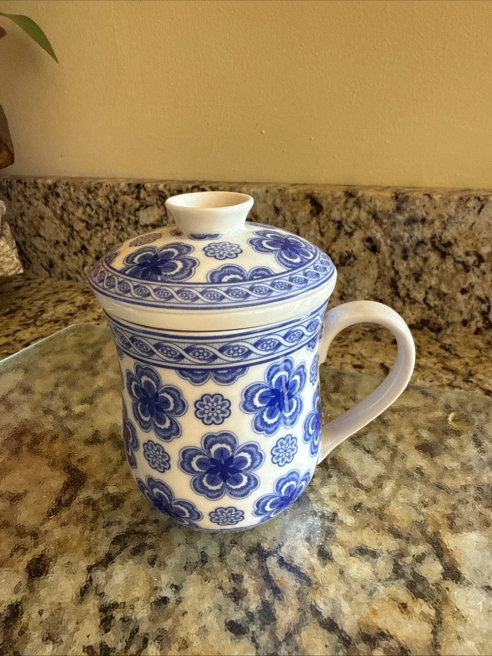 Blue Floral Ceramic Tea Mug with Lid
